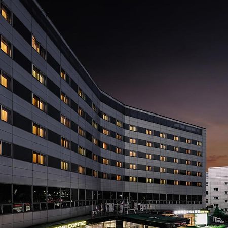 Itaewon Crown Hotel Сеул Екстер'єр фото