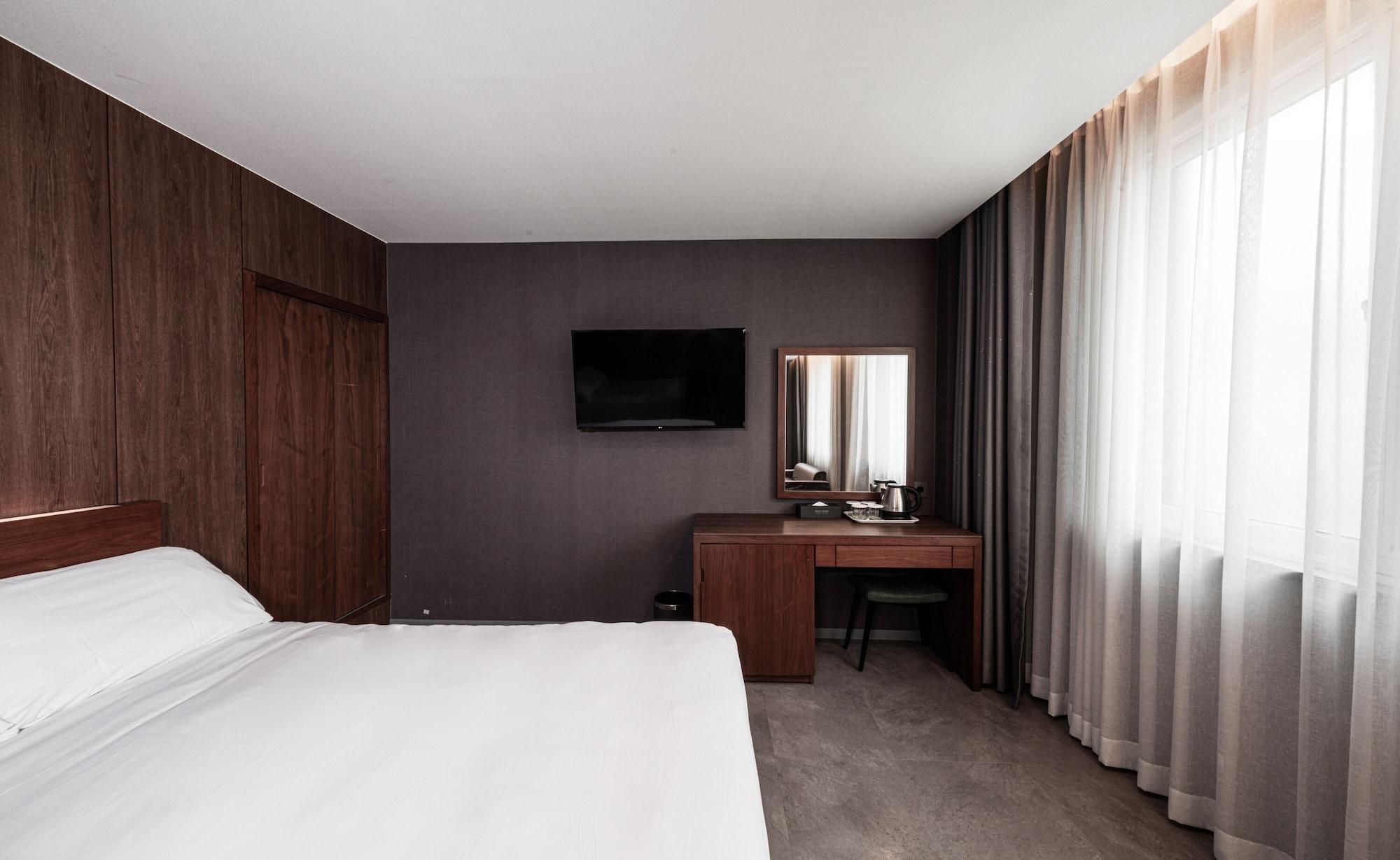 Itaewon Crown Hotel Сеул Екстер'єр фото