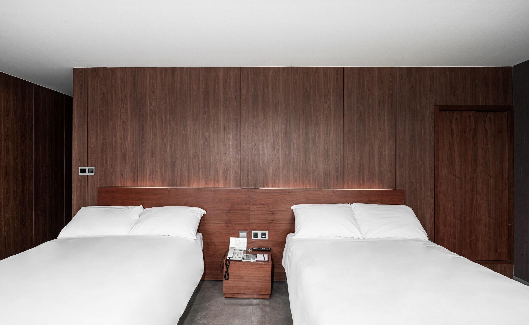 Itaewon Crown Hotel Сеул Екстер'єр фото
