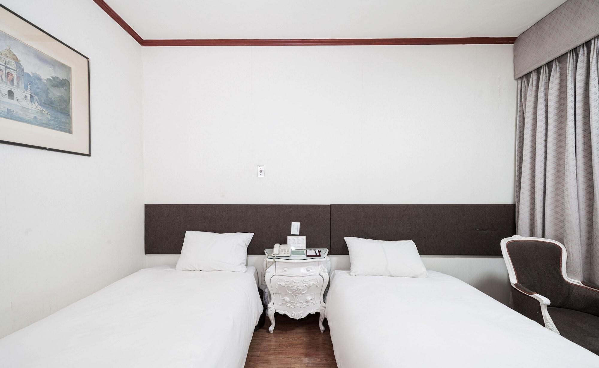 Itaewon Crown Hotel Сеул Екстер'єр фото